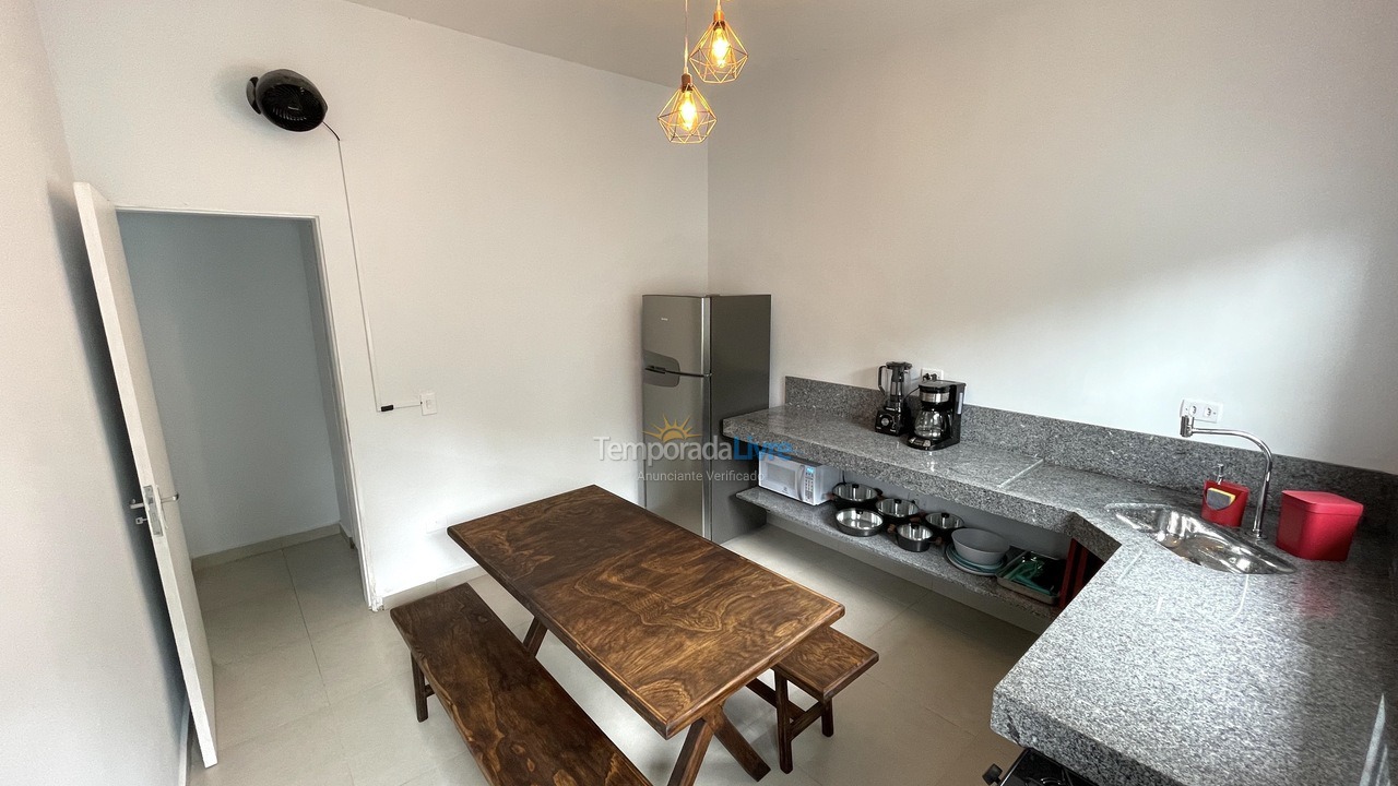 Apartamento para aluguel de temporada em Ubatuba (Lagoinha)