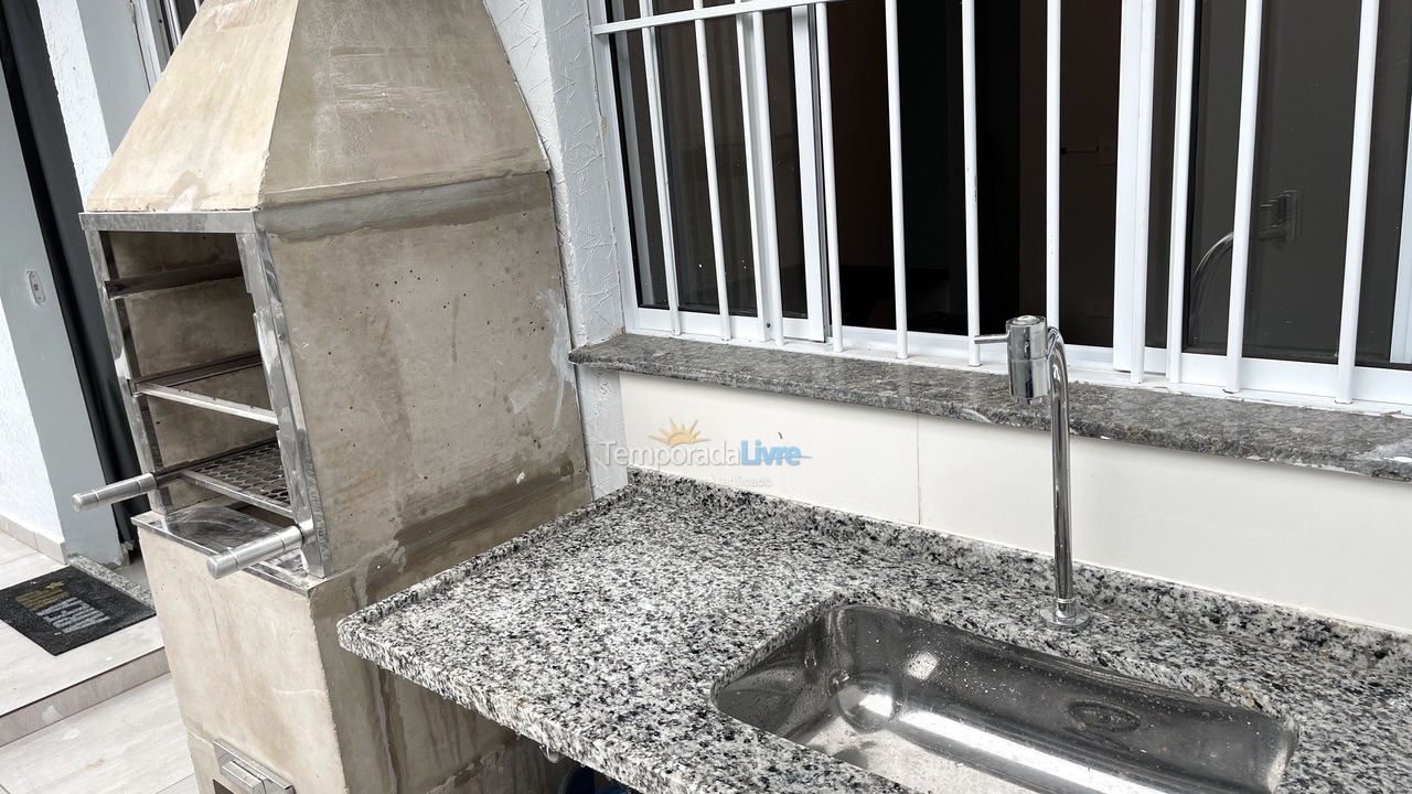 Apartamento para aluguel de temporada em Ubatuba (Lagoinha)