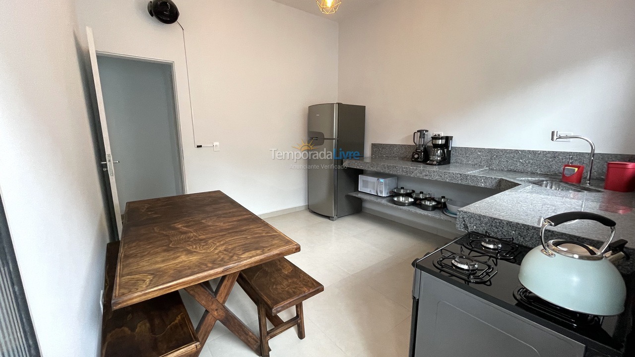 Apartamento para aluguel de temporada em Ubatuba (Lagoinha)