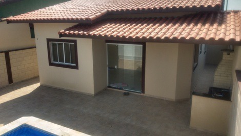 Novo: Incrível casa com piscina em Itanhaém/SP