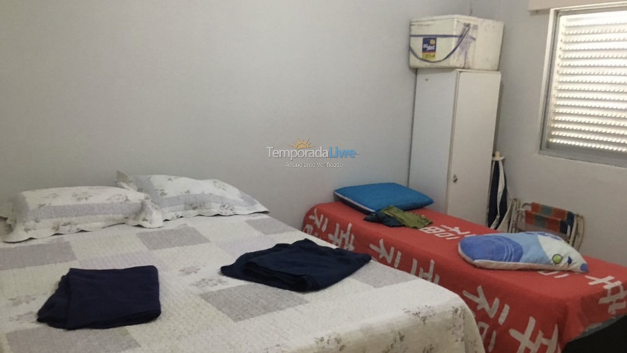 Apartamento para aluguel de temporada em Praia Grande (Praia do Caiçara)