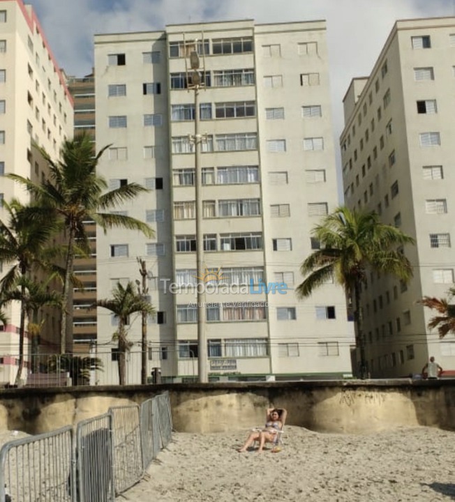 Apartamento para aluguel de temporada em Praia Grande (Praia do Caiçara)
