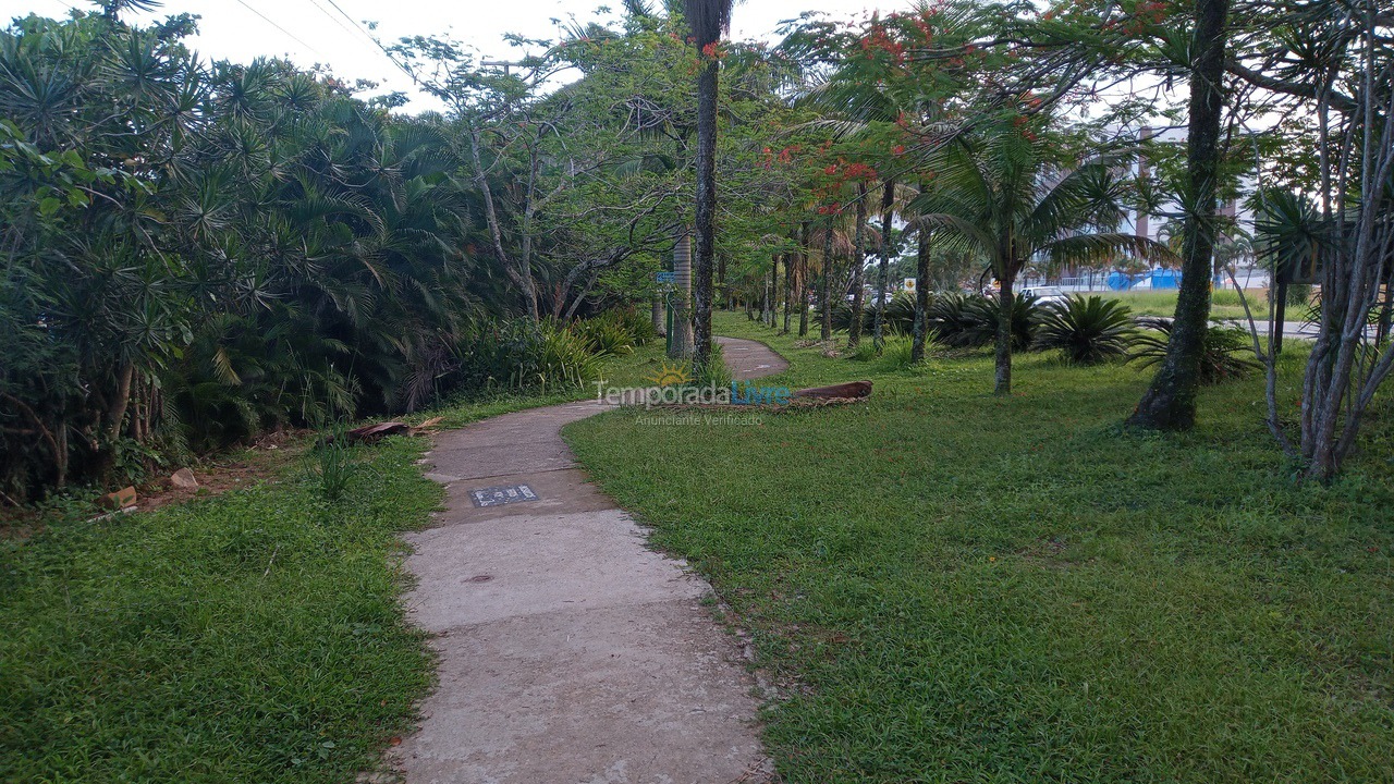 Apartment for vacation rental in Ubatuba (Praia das Toninhas)