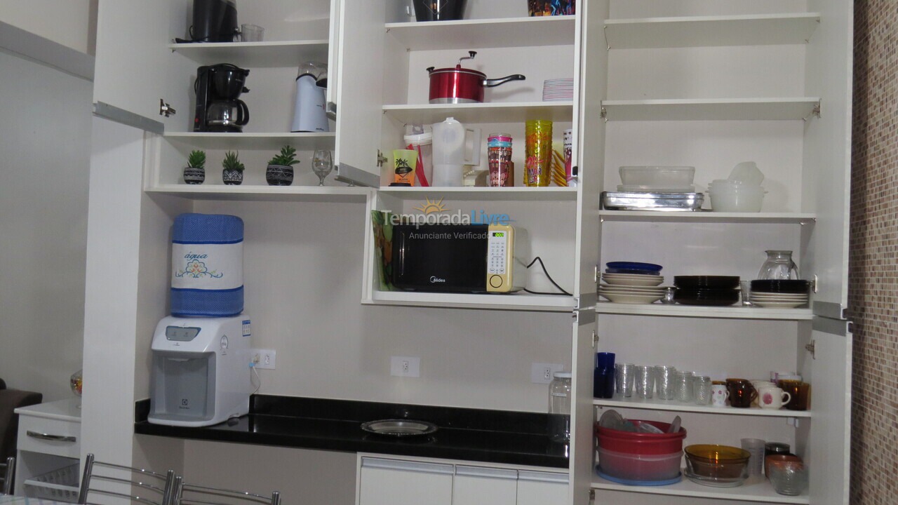 Apartamento para aluguel de temporada em Ubatuba (Praia do Tenório)