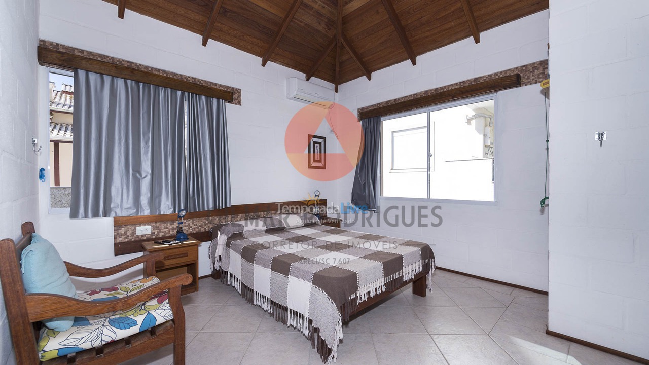 Casa para alquiler de vacaciones em Bombinhas (Mariscal)