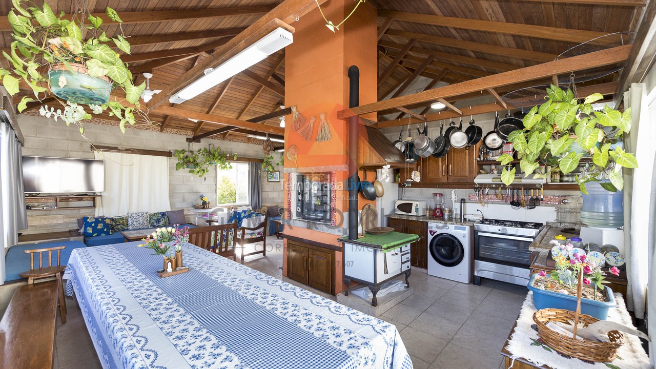 Casa para alquiler de vacaciones em Bombinhas (Mariscal)