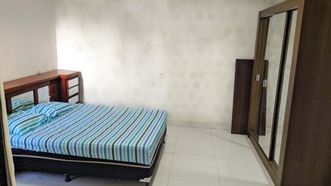 Imóvel espaçoso e confortável em Prado-Ba