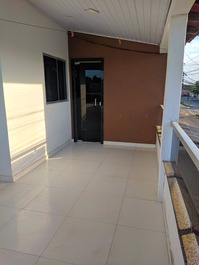 Imóvel espaçoso e confortável em Prado-Ba