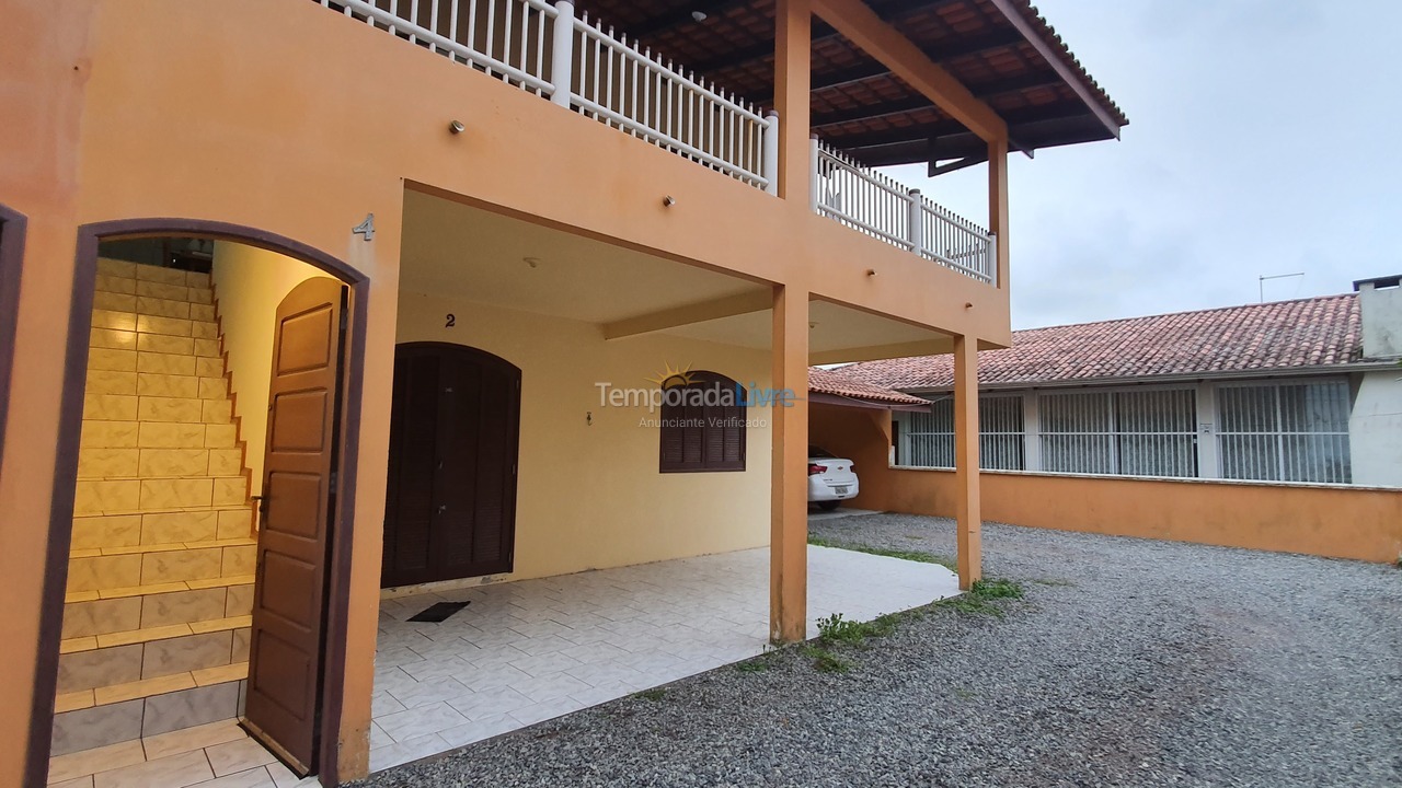 Apartamento para aluguel de temporada em Itapoá (Barra do Saí)