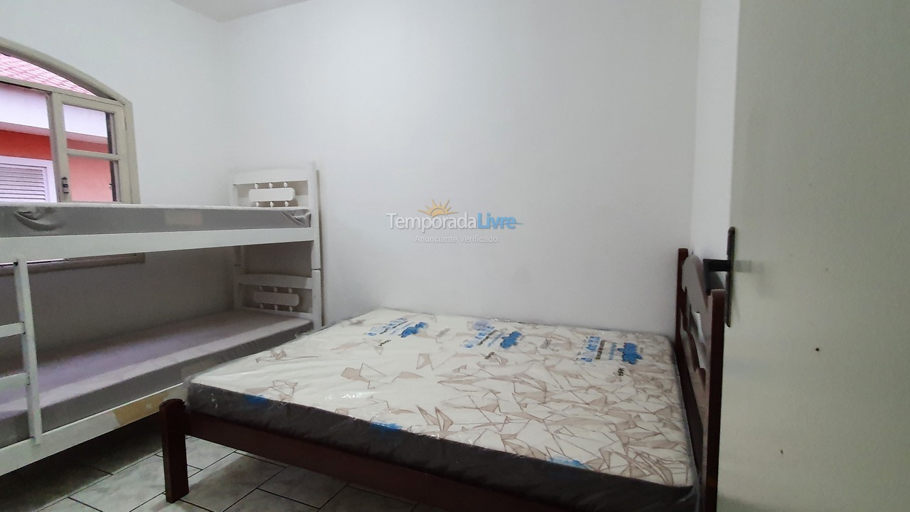 Apartamento para aluguel de temporada em Itapoá (Barra do Saí)