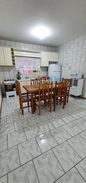 Apartamento para aluguel de temporada em Itapoá (Barra do Saí)