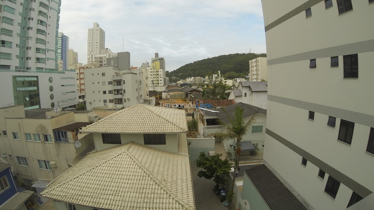 Apartamento para aluguel de temporada em Balneário Camboriú (Praia Central)