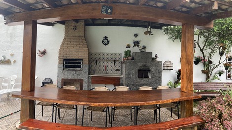 Churrasqueira e forno