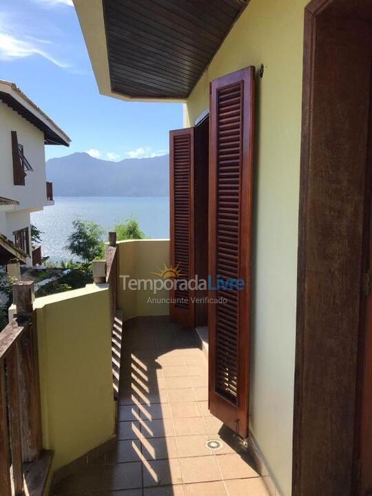 Apartment for vacation rental in São Sebastião (Maresias)