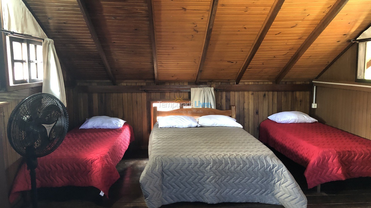 Casa para aluguel de temporada em Garopaba (Praia da Ferrugem)