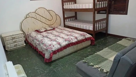 Chácara Super espaçosa com piscina, churrasqueira, wi-fi