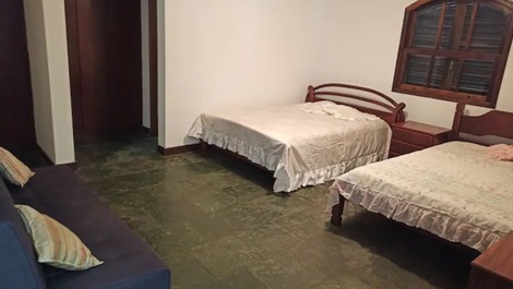 Chácara Super espaçosa com piscina, churrasqueira, wi-fi