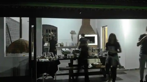 Chácara Super espaçosa com piscina, churrasqueira, wi-fi