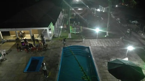 Chácara Super espaçosa com piscina, churrasqueira, wi-fi