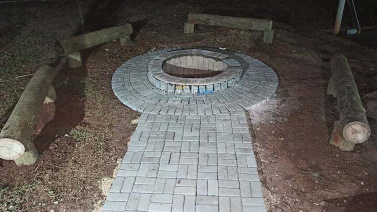 Chácara / sítio para aluguel de temporada em Boituva (Chácara dos Pinhais)