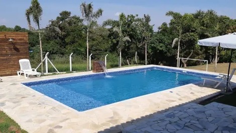 HERMOSA FINCA 16 PERSONAS PISCINA BARBACOA ZONA DE OCIO COMPLETA