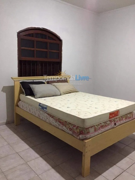 Granja para alquiler de vacaciones em Boituva (Chácara dos Pinhais)