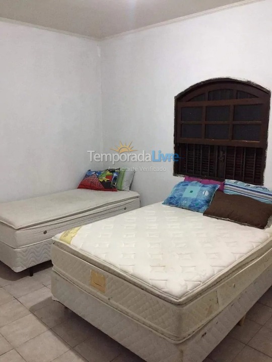 Granja para alquiler de vacaciones em Boituva (Chácara dos Pinhais)