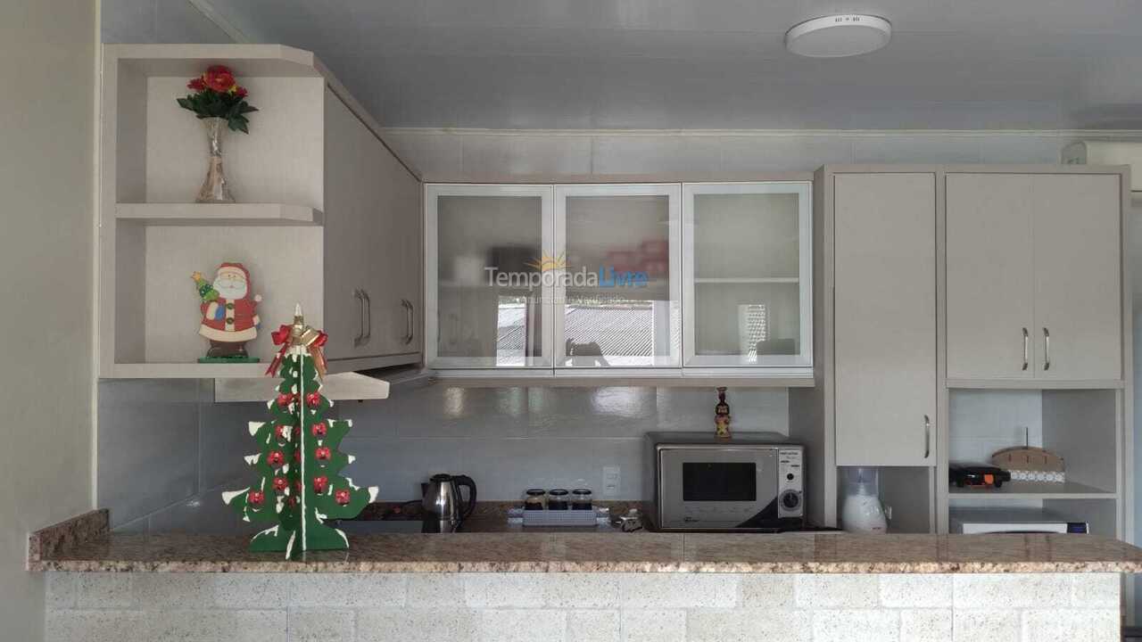 Casa para aluguel de temporada em Florianópolis (Ribeirão da Ilha)