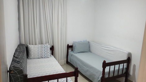 APARTAMENTO TEMPORADA PRAIA DO MORRO TERCER PISO 6 PERSONAS
