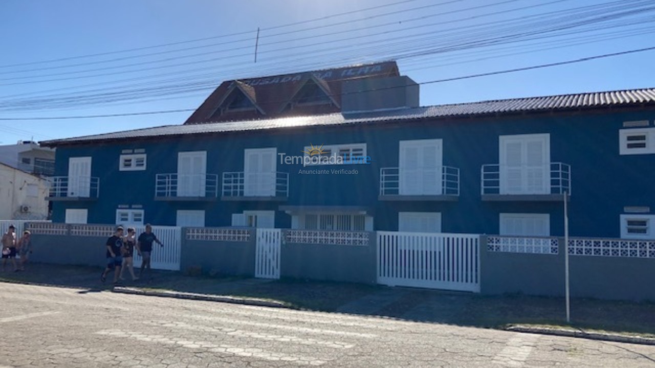 Apartamento para aluguel de temporada em São Francisco do Sul (Prainha)