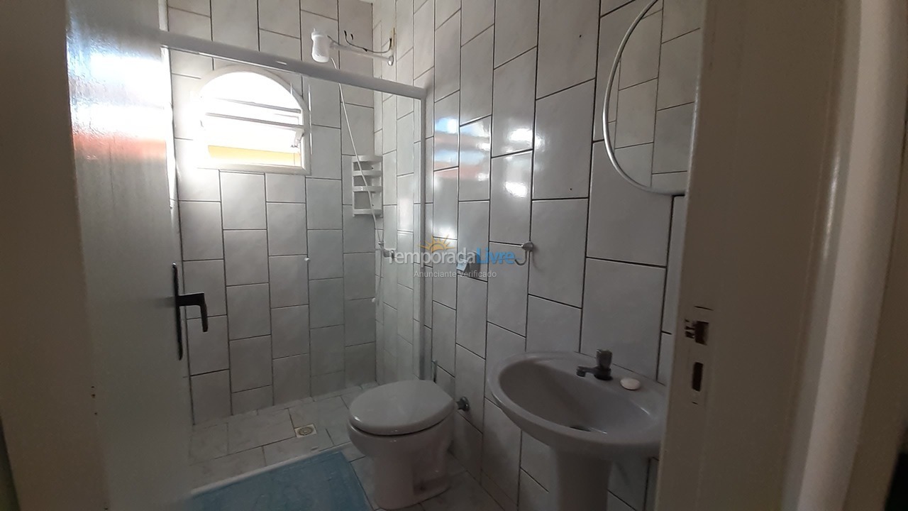 Apartamento para aluguel de temporada em Itapoá (Barra do Saí)