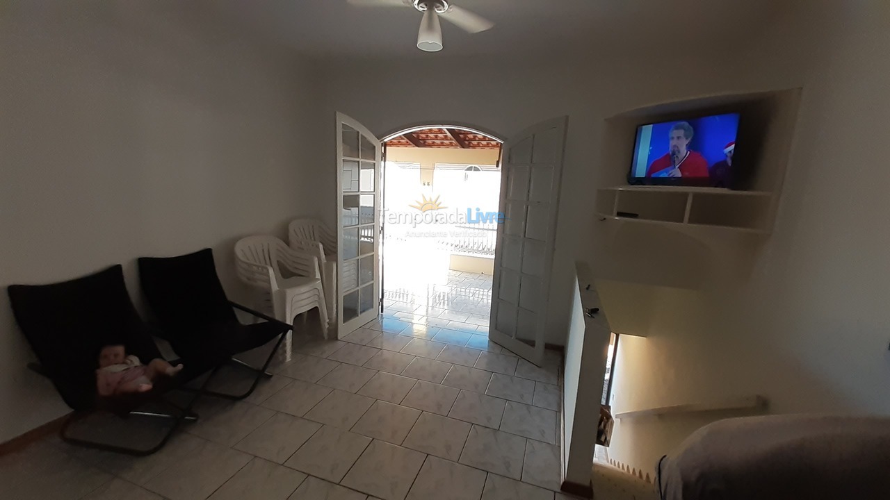 Apartamento para aluguel de temporada em Itapoá (Barra do Saí)