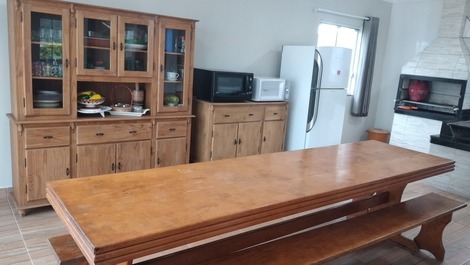 Great house overlooking the beach and overlooking the island of Florianópolis, capital of Santa Catarina