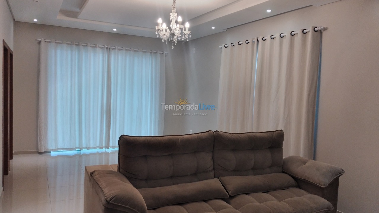 Apartment for vacation rental in Palhoça (Praia de Fora)