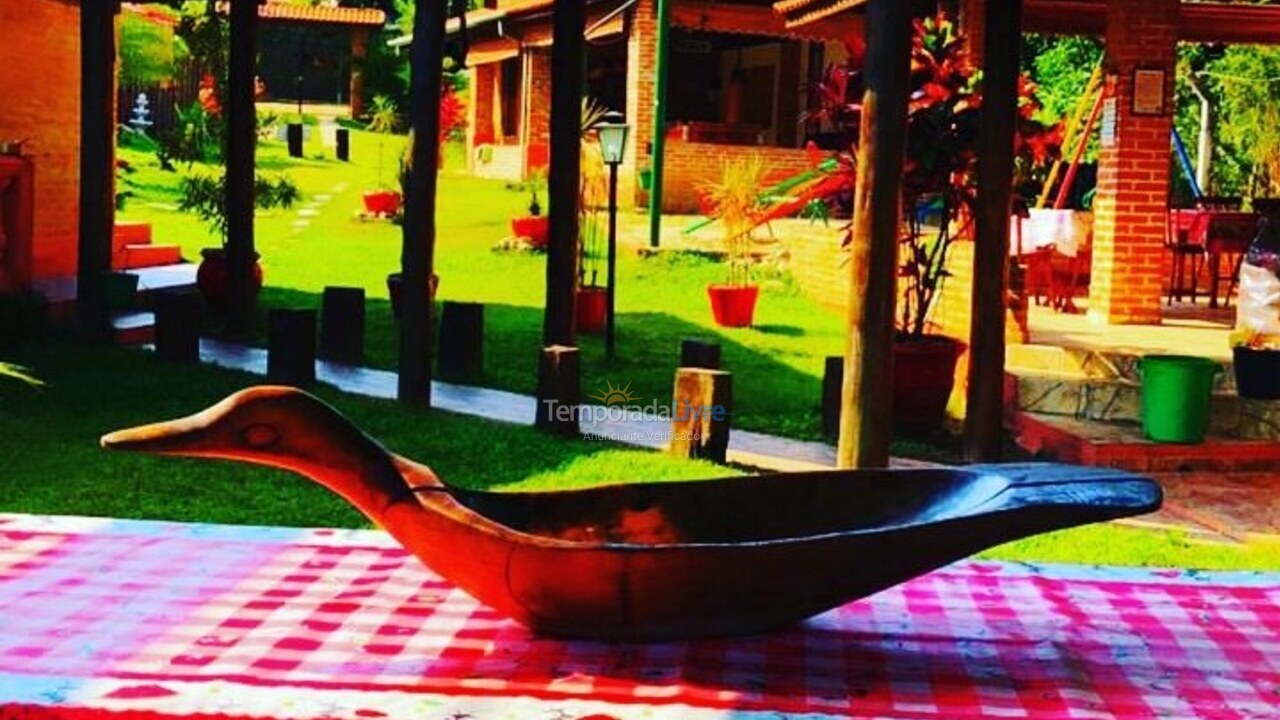 Chácara / sítio para aluguel de temporada em Guaratinguetá (Paiol)