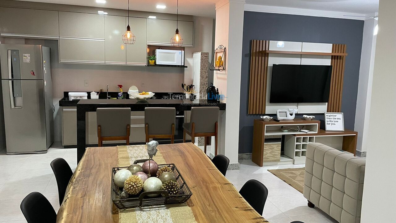 Apartamento para aluguel de temporada em São Mateus (Guriri Norte)