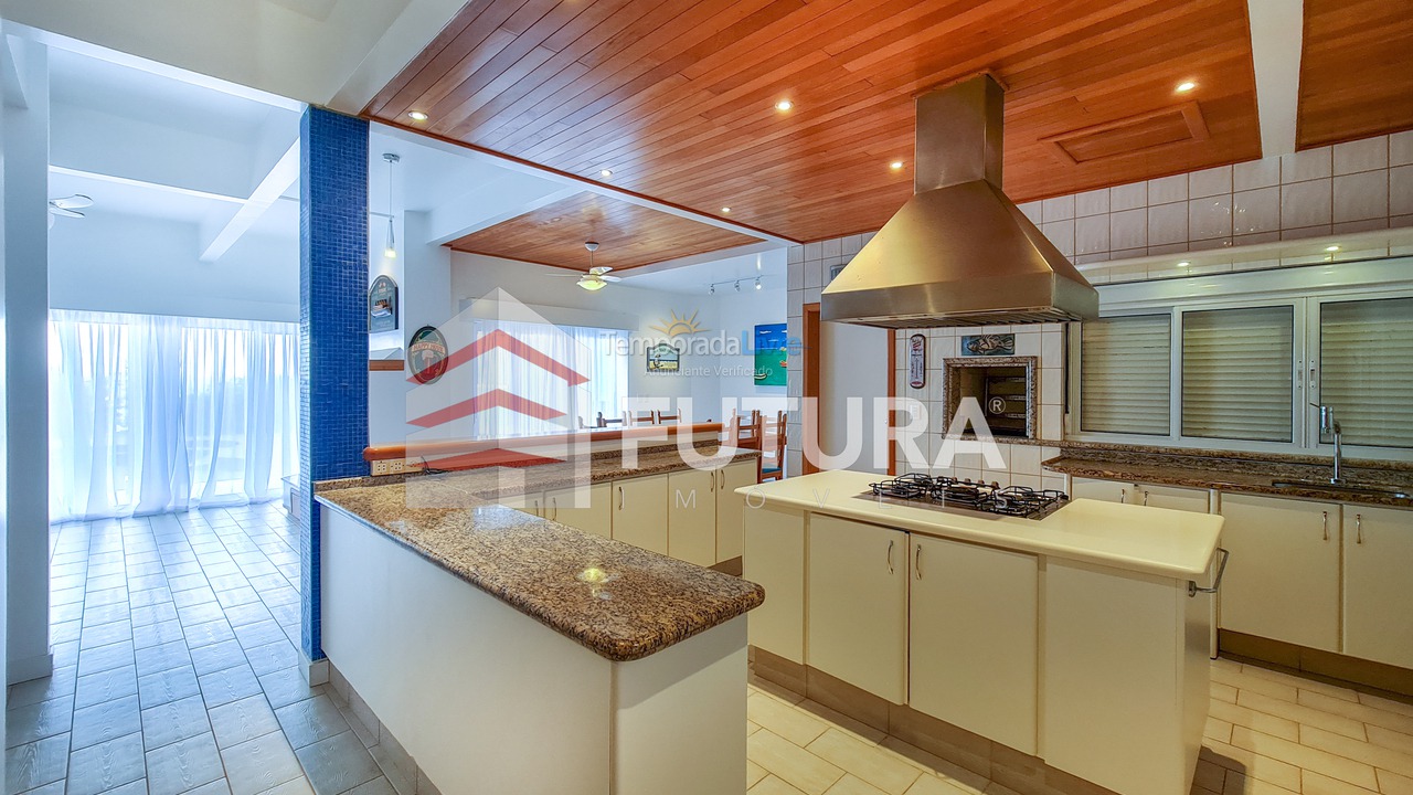 House for vacation rental in Bombinhas (Canto Grande)