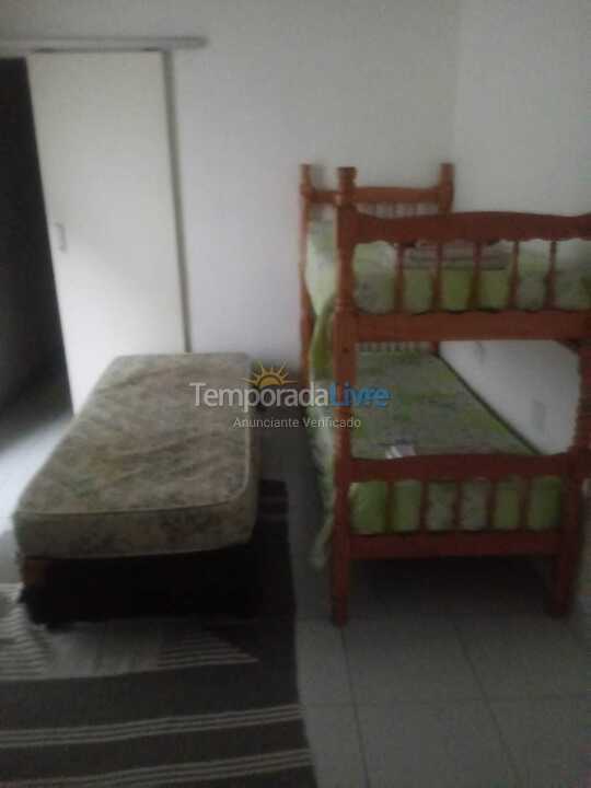 Casa para aluguel de temporada em Guarujá (Santo Antonio)