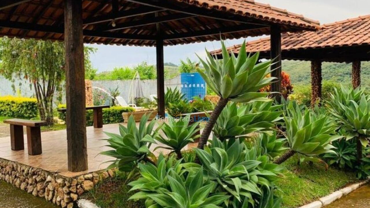 Granja para alquiler de vacaciones em Sete Lagoas (Serra de Santa Helena)