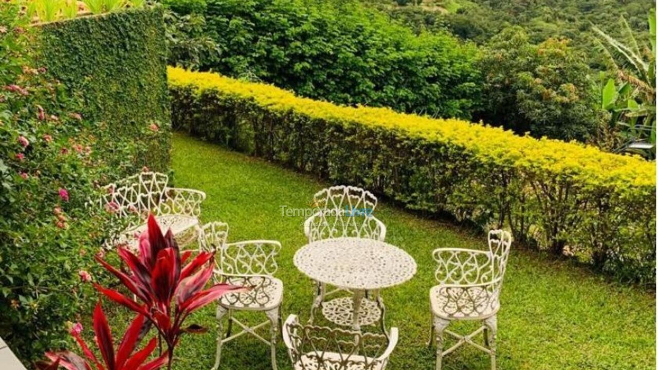 Granja para alquiler de vacaciones em Sete Lagoas (Serra de Santa Helena)