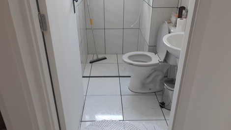 Aluga-se apartamento