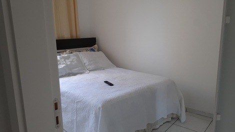 Aluga-se apartamento