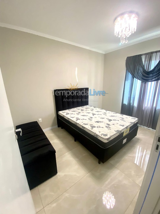 Apartment for vacation rental in Itapema (Meia Praia)