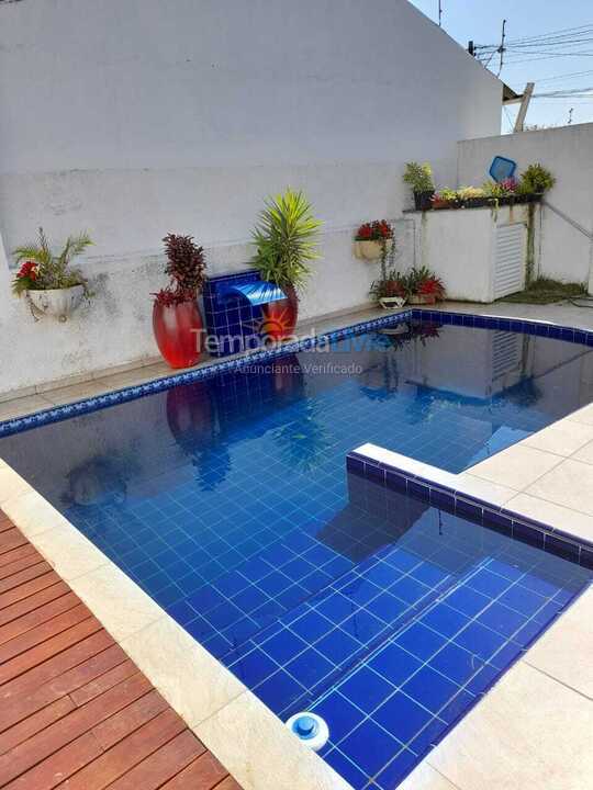 Casa para alquiler de vacaciones em Peruíbe (Parque Turistico)