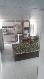 Casa 200m da Praia de Ubatuba