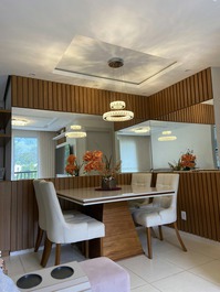 Mesa para 4 lugares