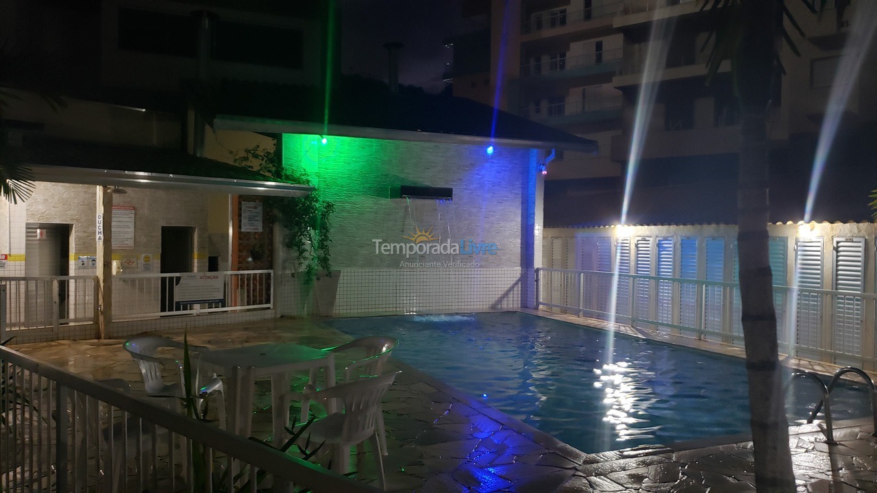 Apartamento para aluguel de temporada em Ubatuba (Praia Grande)