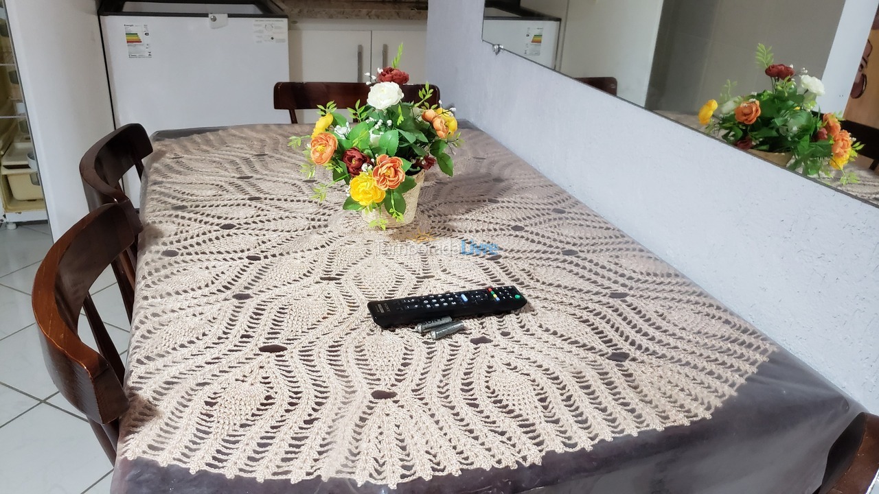 Apartamento para aluguel de temporada em Ubatuba (Praia Grande)