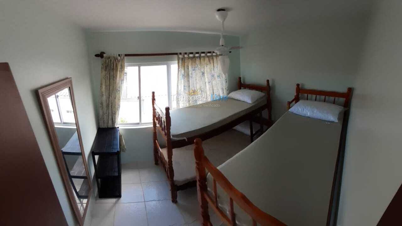 Apartamento para aluguel de temporada em Itapoá (Barra do Saí)
