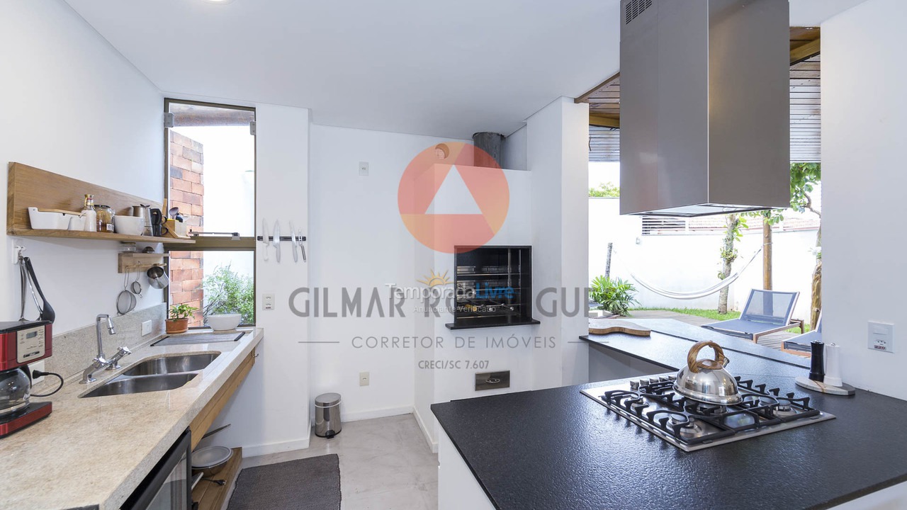 House for vacation rental in Bombinhas (Mariscal)